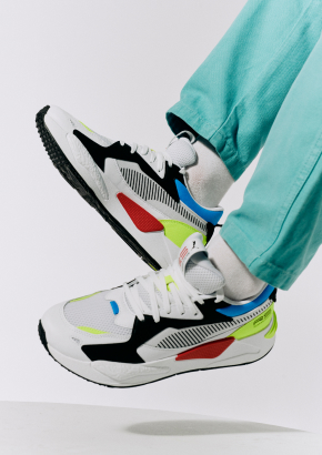 SNEAKERSY
